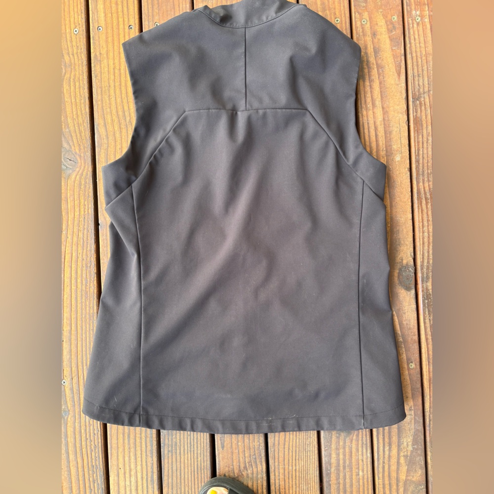 Helly Hansen Softshell Vest Size L. Wind Resistant - image 2